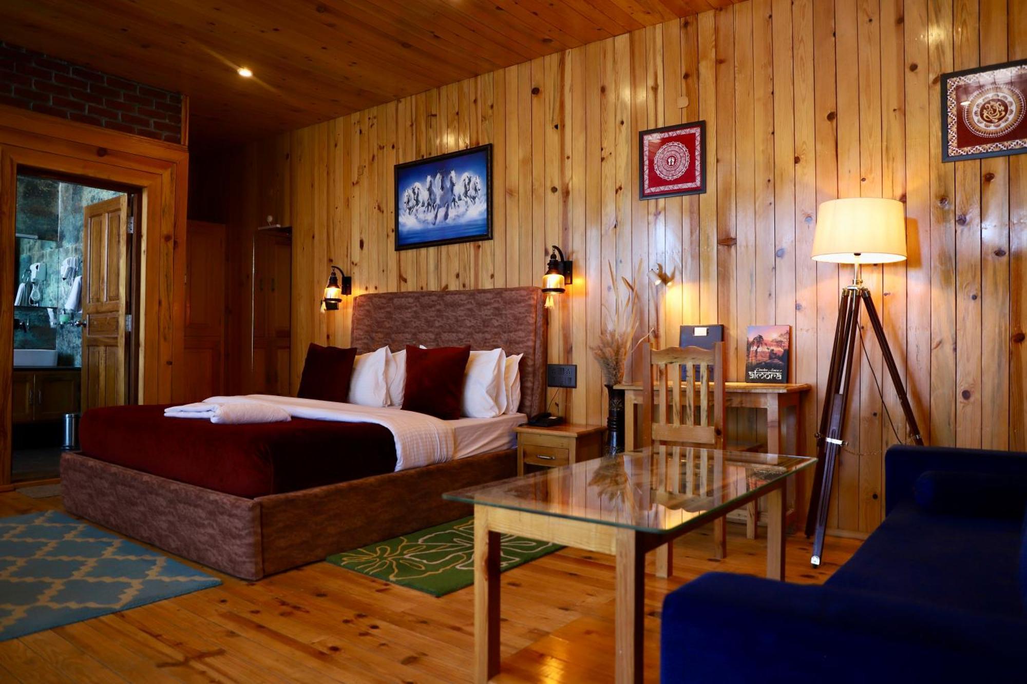 Kasar Himalaya Holiday Resort, Binsar Rd Almora Exteriér fotografie